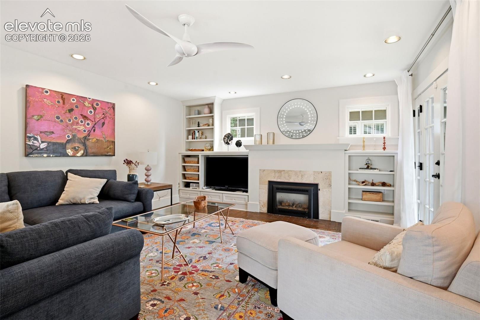 10 E Jefferson Street