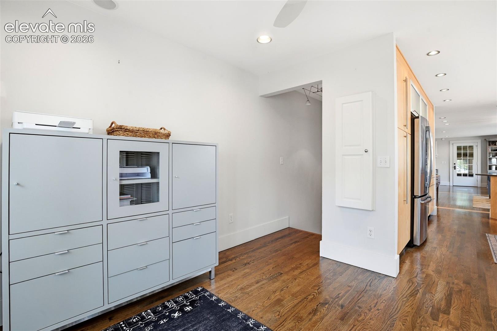 10 E Jefferson Street
