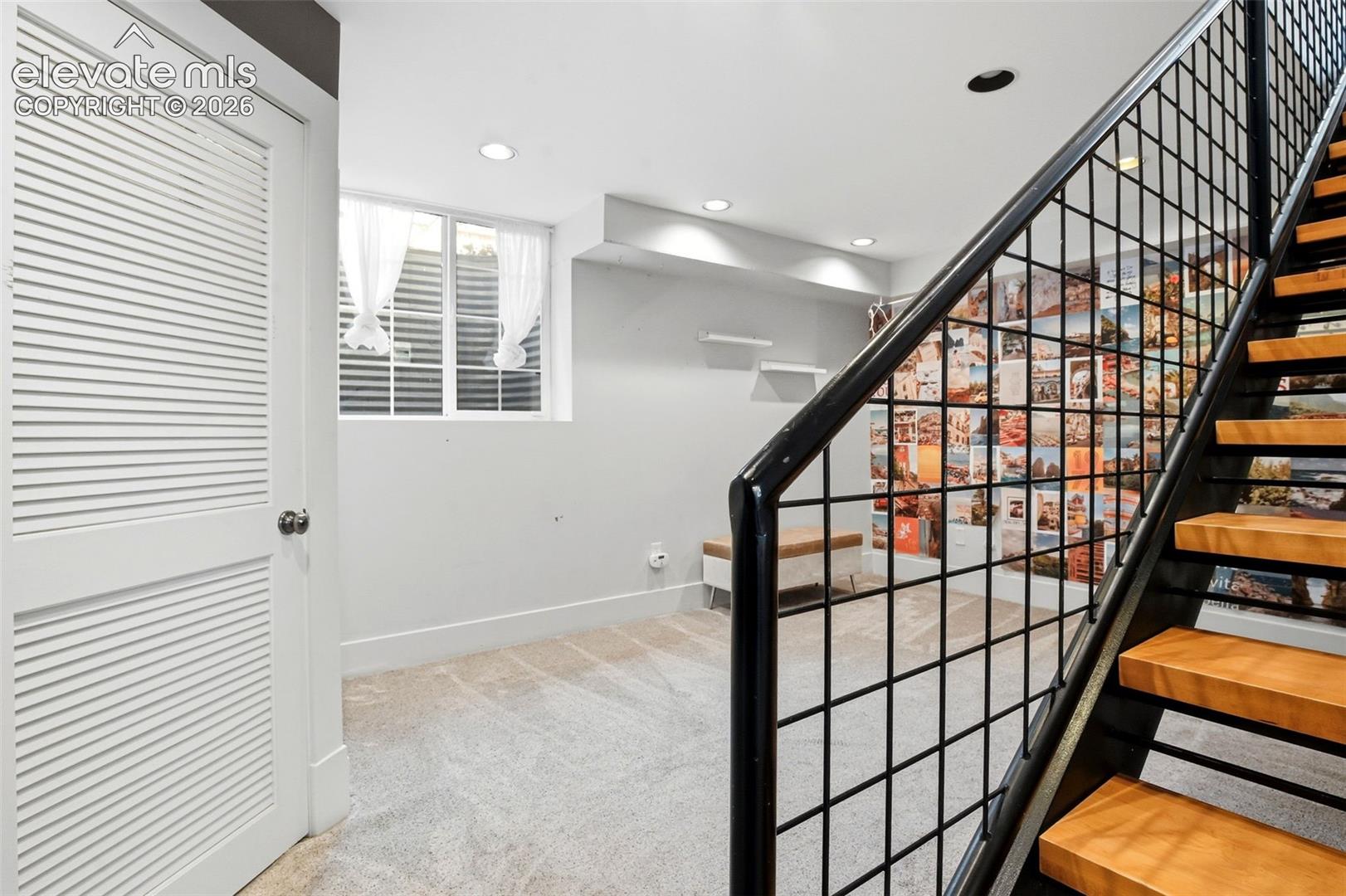 10 E Jefferson Street