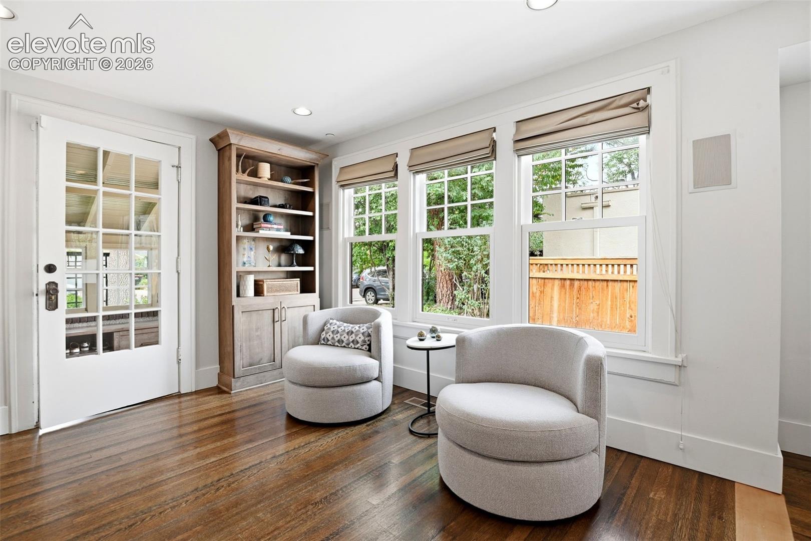10 E Jefferson Street