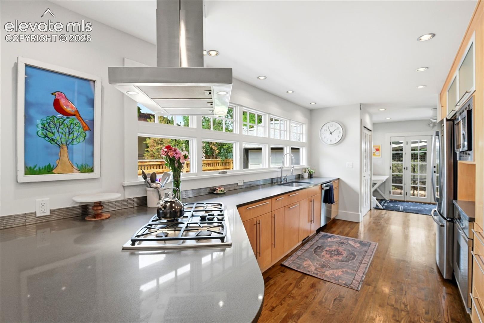 10 E Jefferson Street
