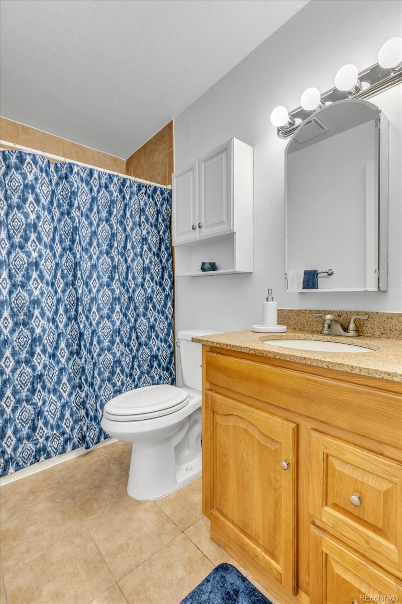 1250 Golden Circle Unit: 409