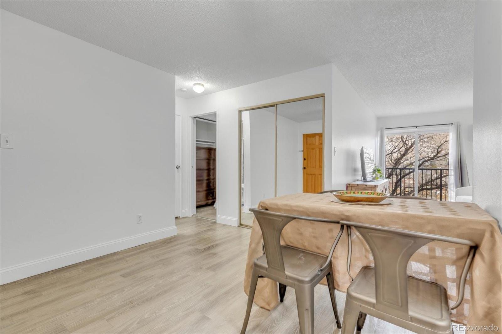 1250 Golden Circle Unit: 409