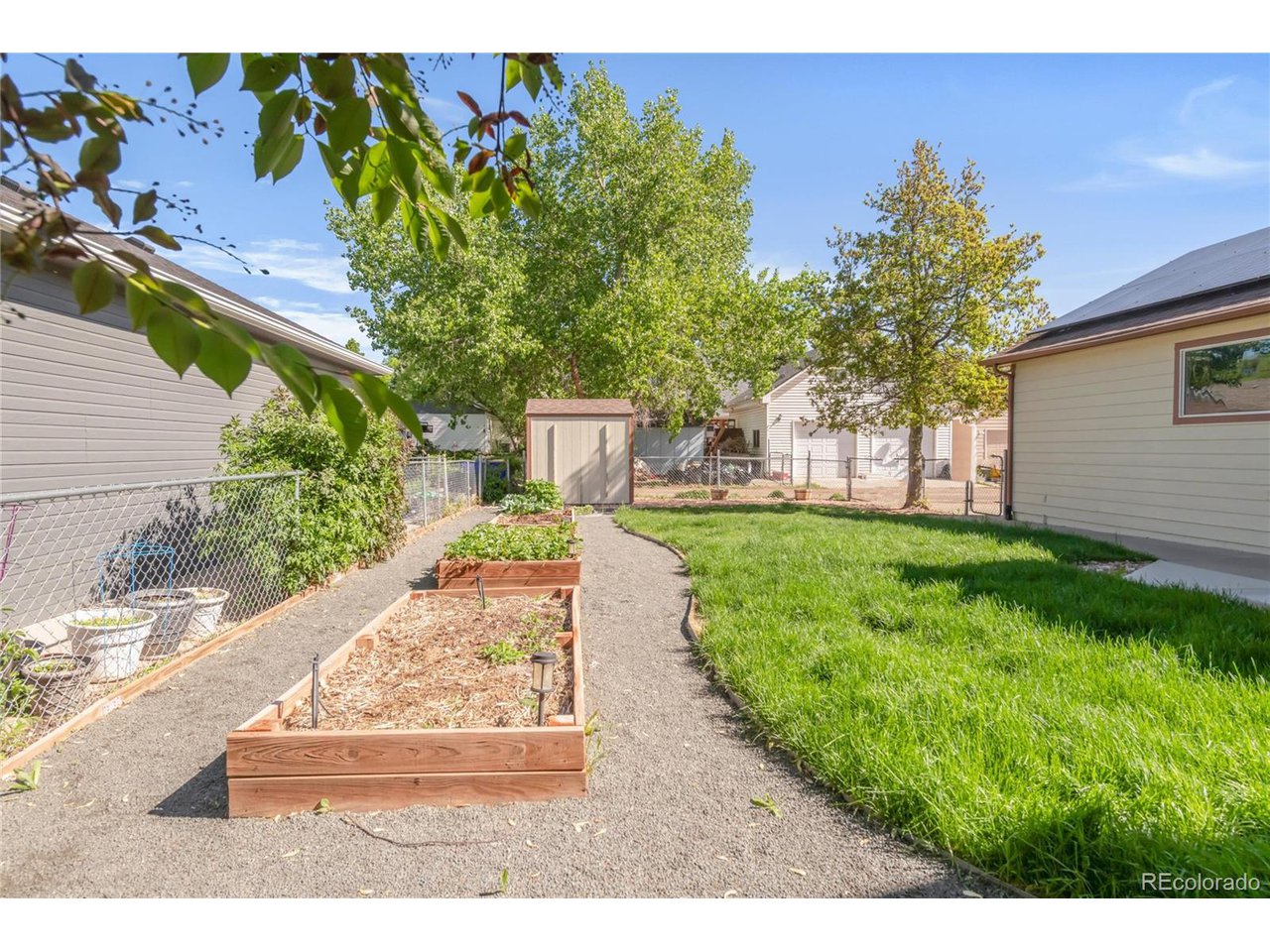 306 E Iowa Ave