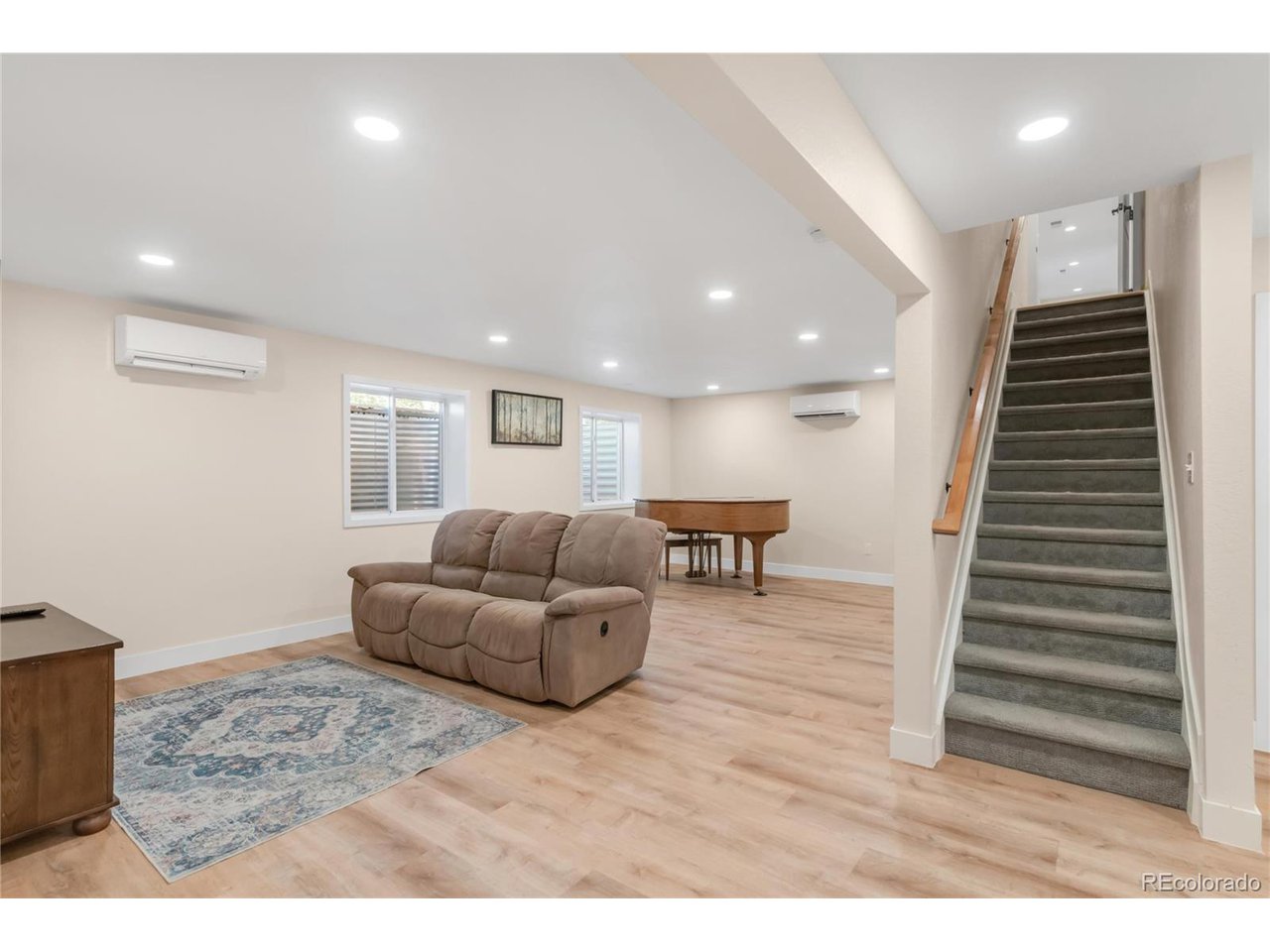 306 E Iowa Ave