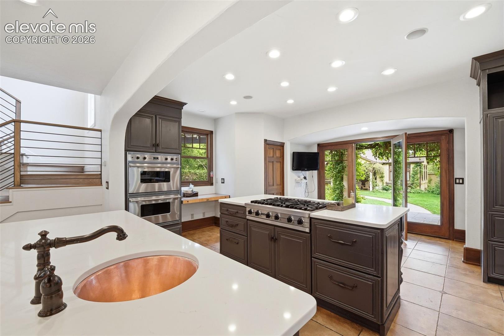 1321 Cascade Avenue
