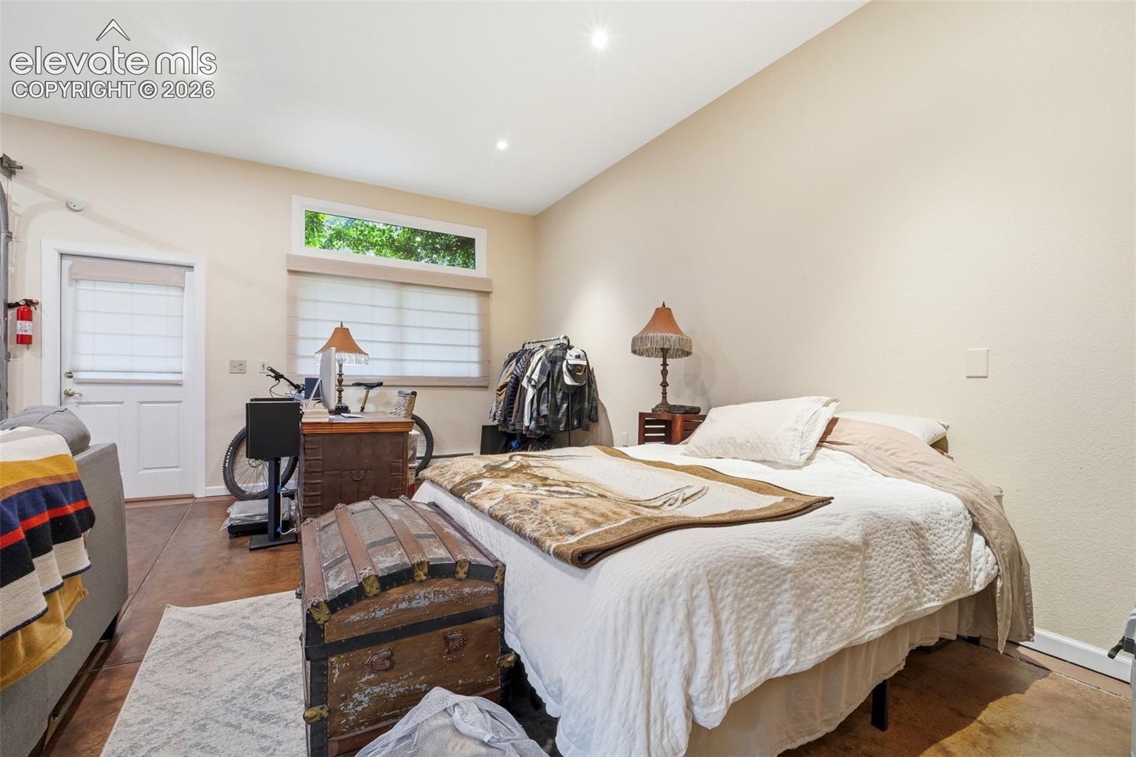 1321 Cascade Avenue