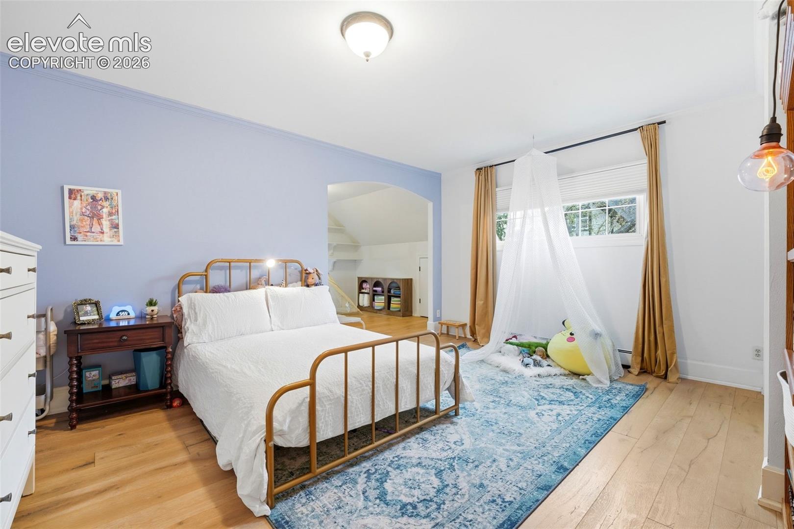 1321 Cascade Avenue