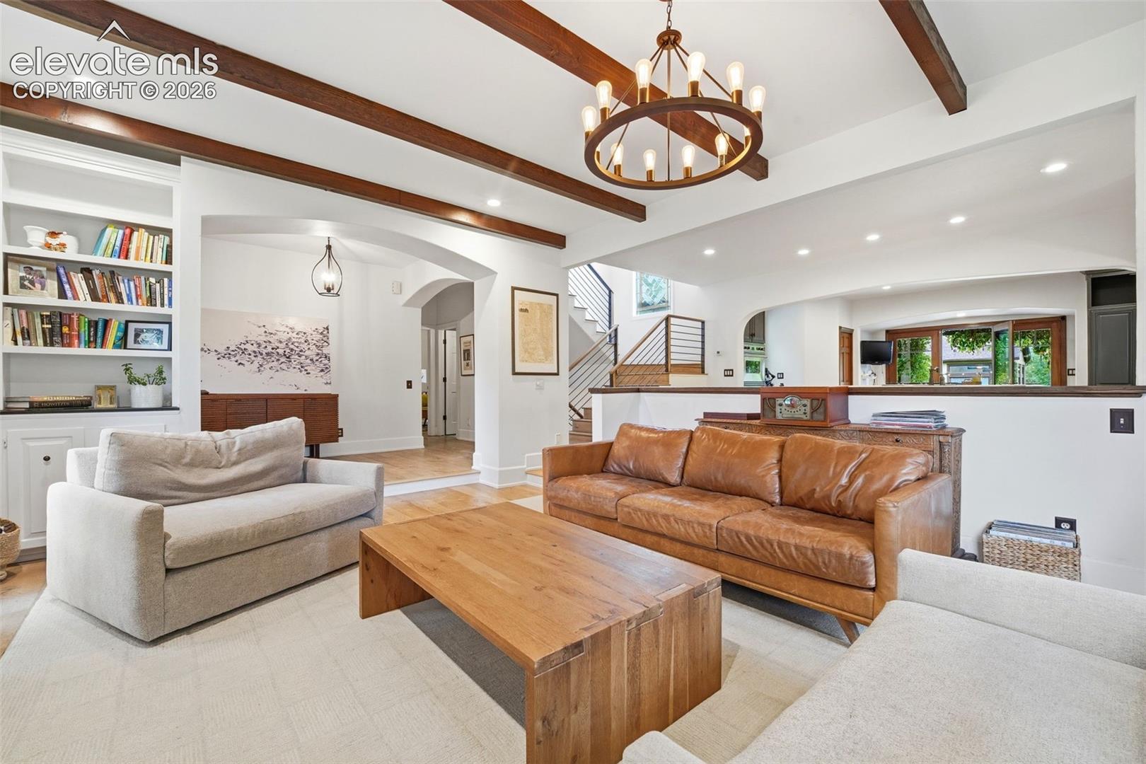 1321 Cascade Avenue