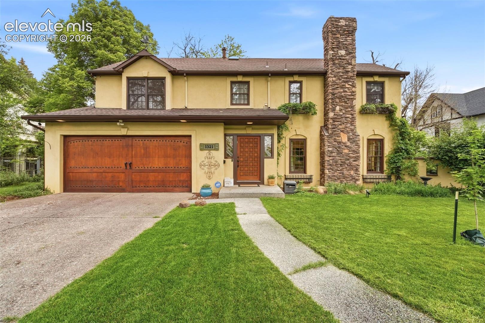 1321 Cascade Avenue