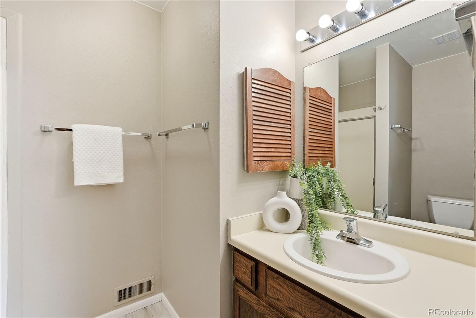 2111 Mount Washington Avenue