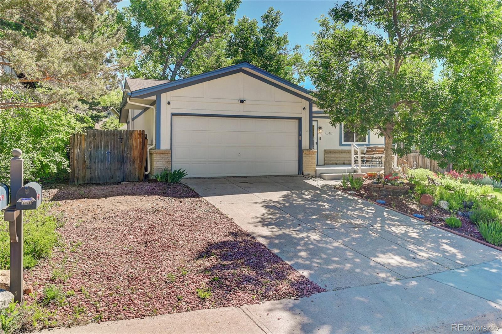 13911 W Warren Drive