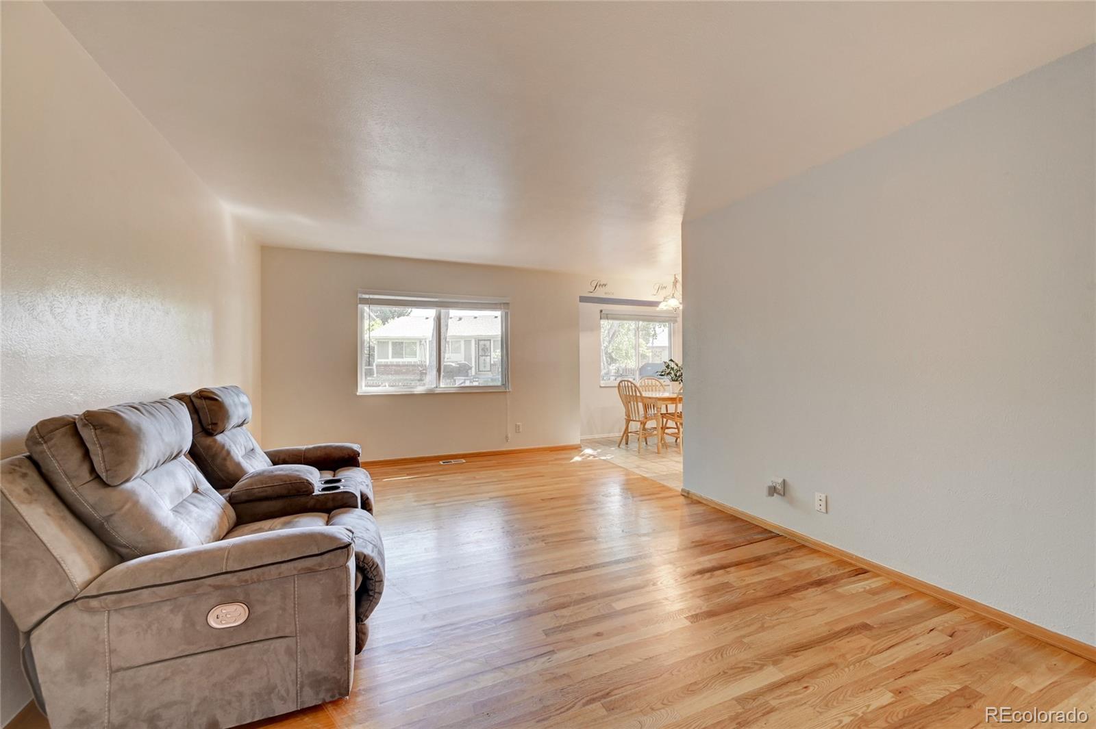 13911 W Warren Drive
