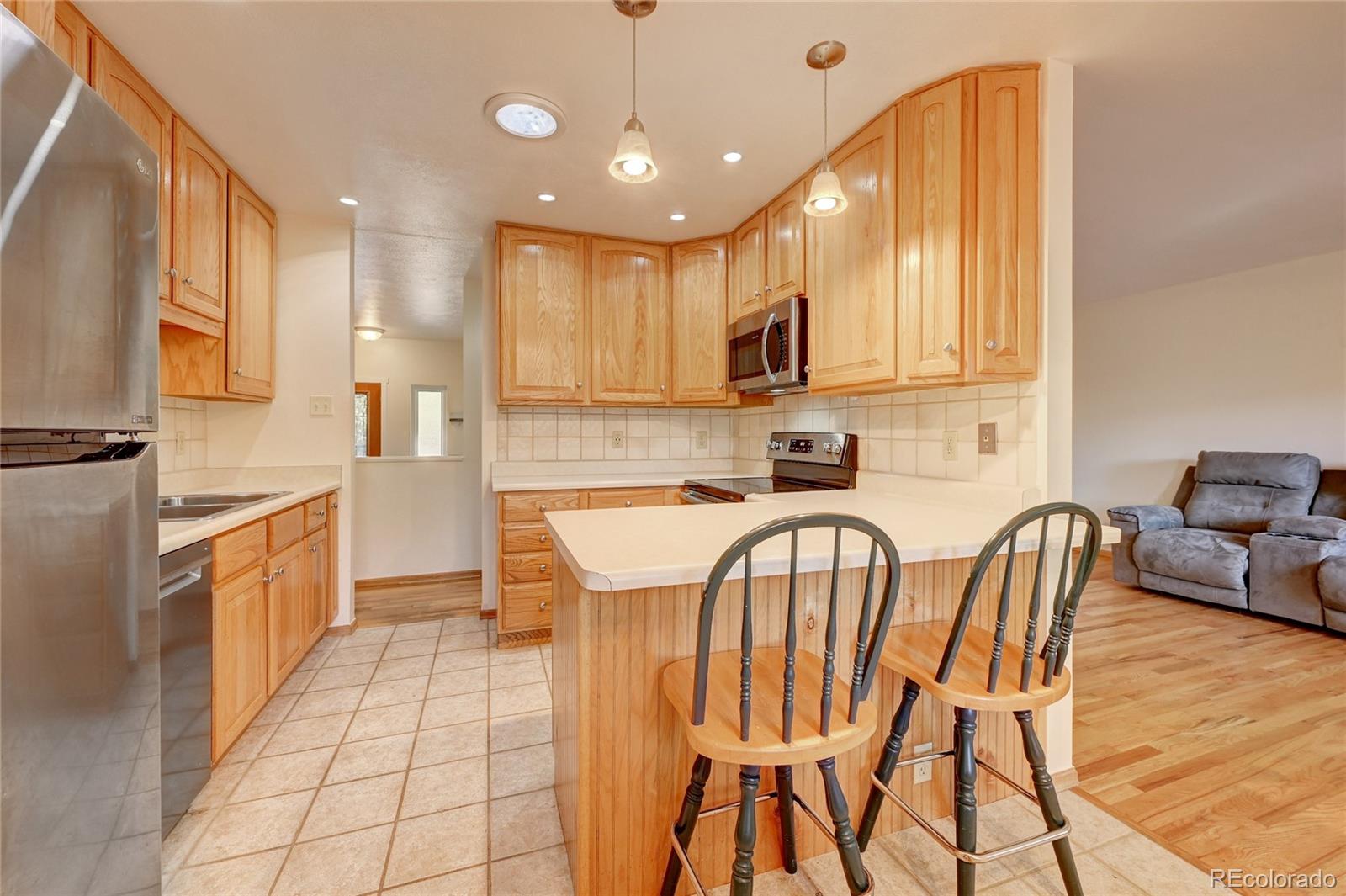 13911 W Warren Drive