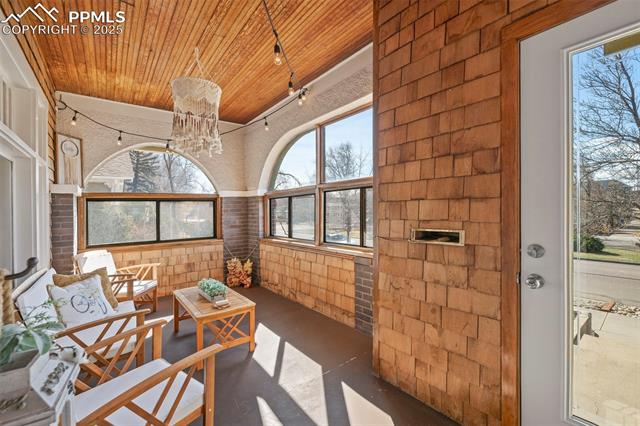1010 E Platte Avenue