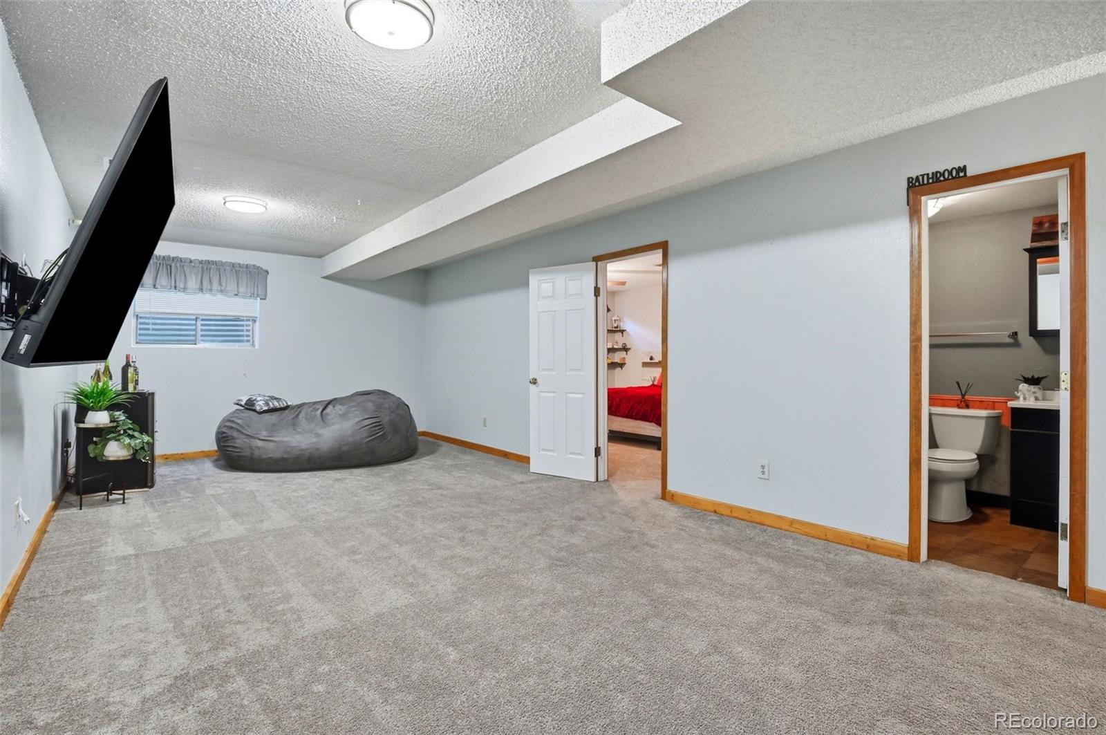 3807 S Olathe Circle
