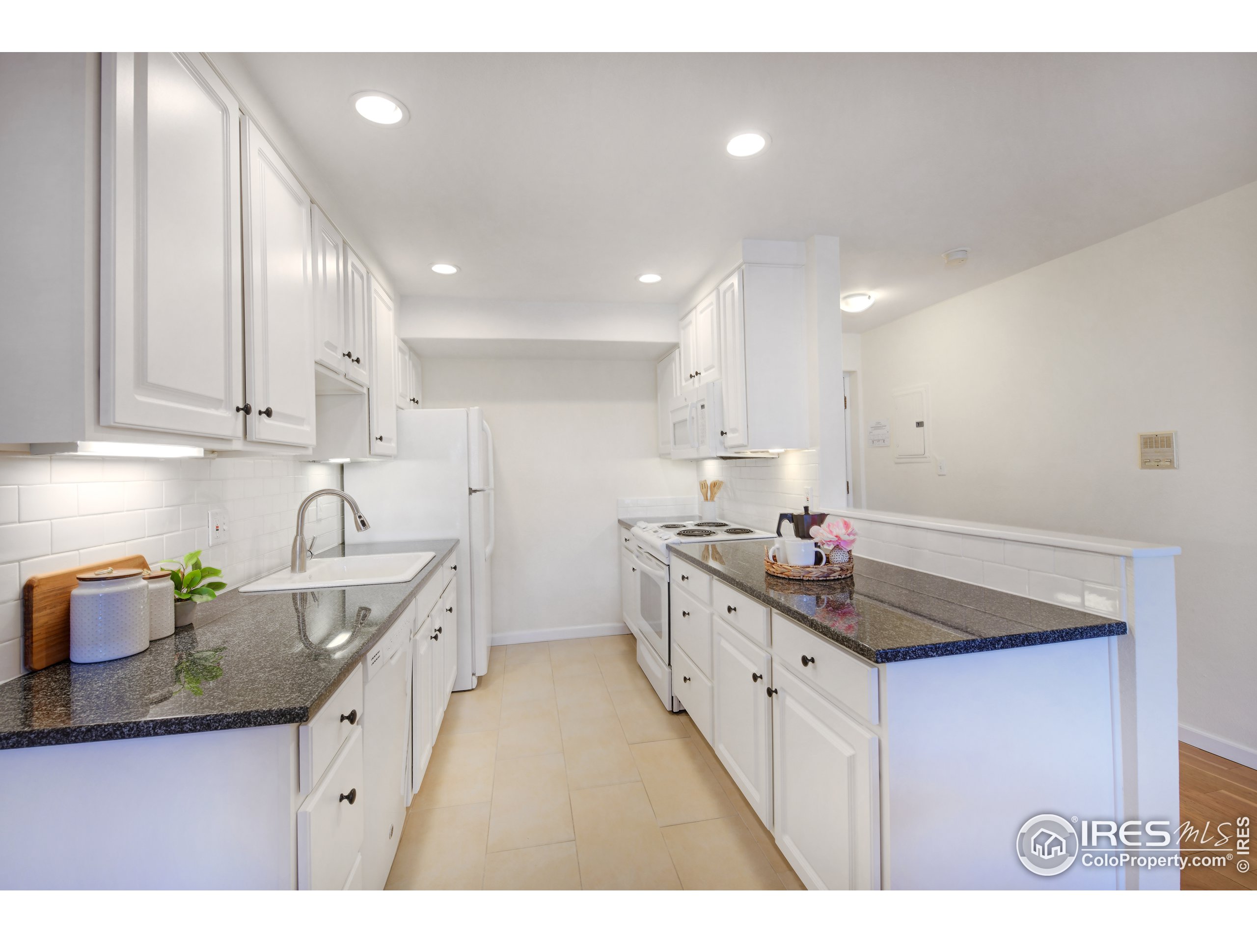 500 Mohawk Dr Unit: 201