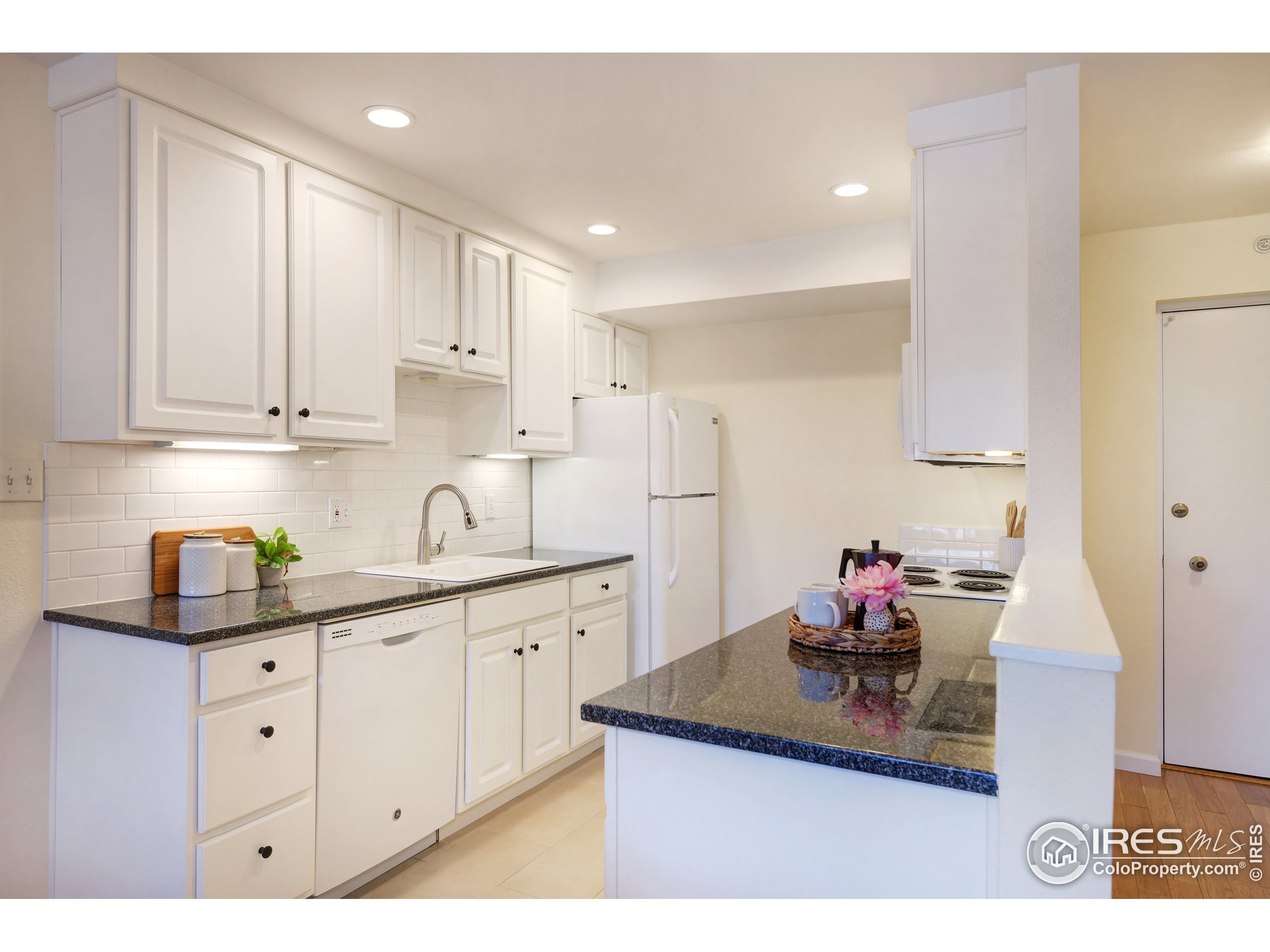 500 Mohawk Dr Unit: 201
