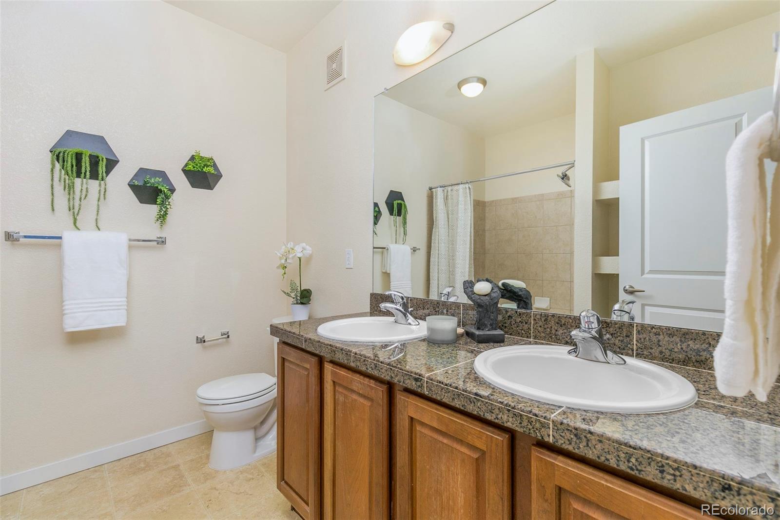 4100 Albion Street Unit: 421