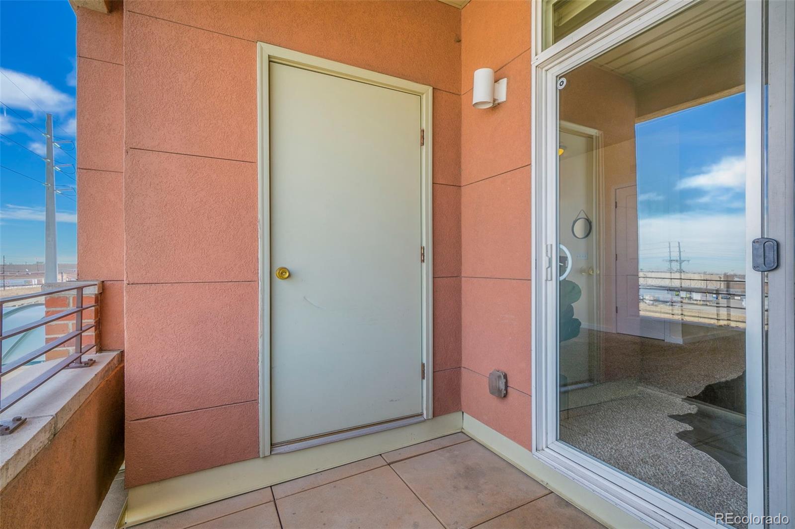 4100 Albion Street Unit: 421