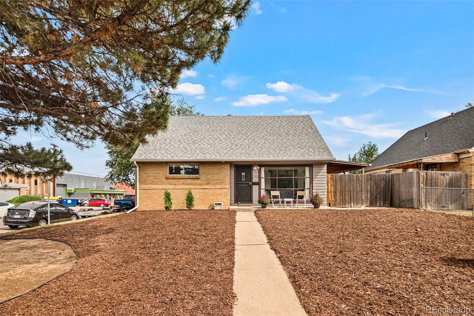 3790 Elm Street