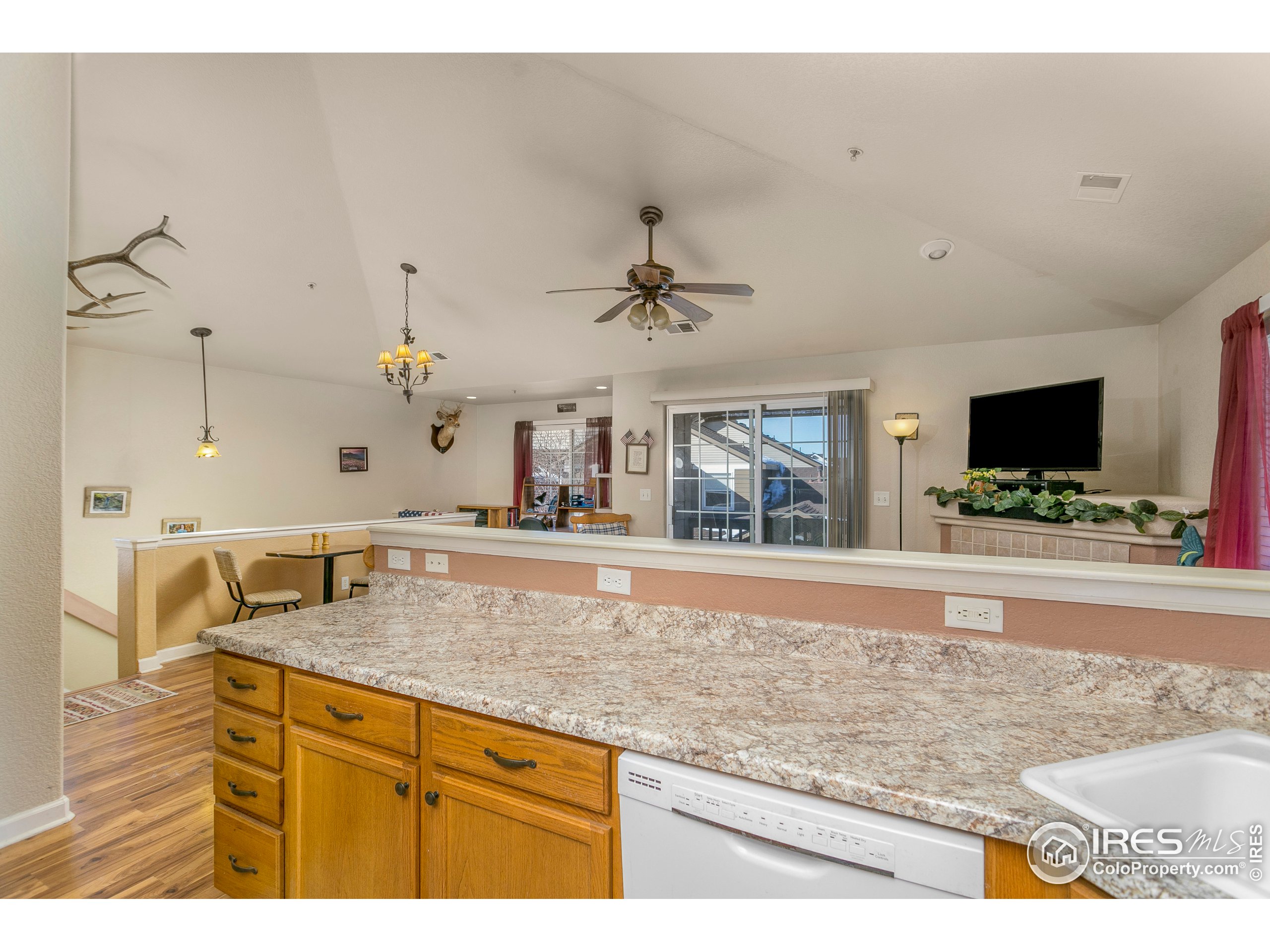 5151 W 29th St Unit: 912
