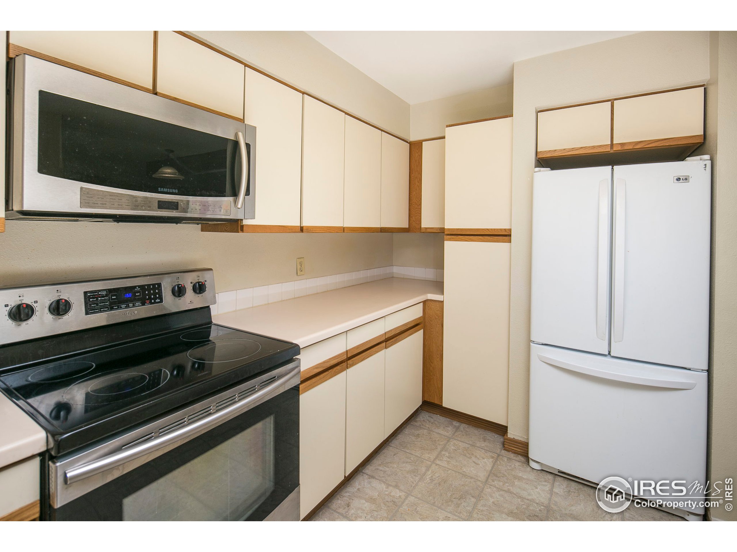 2807 Sundown Ln Unit: 105