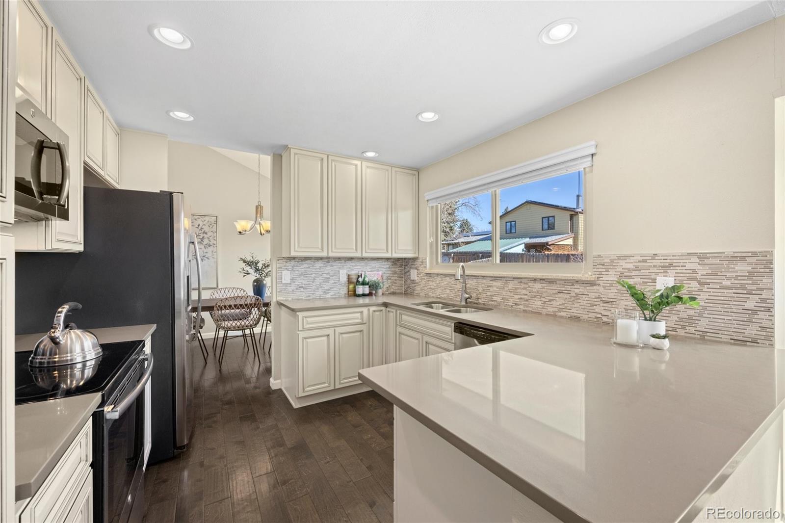 4858 Fairlawn Circle