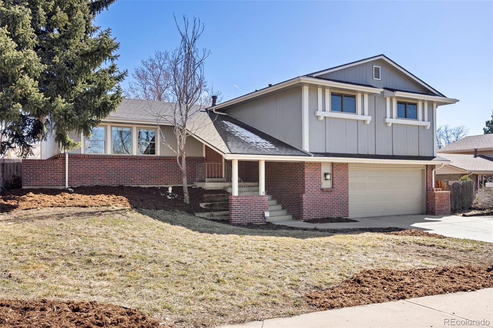 4858 Fairlawn Circle