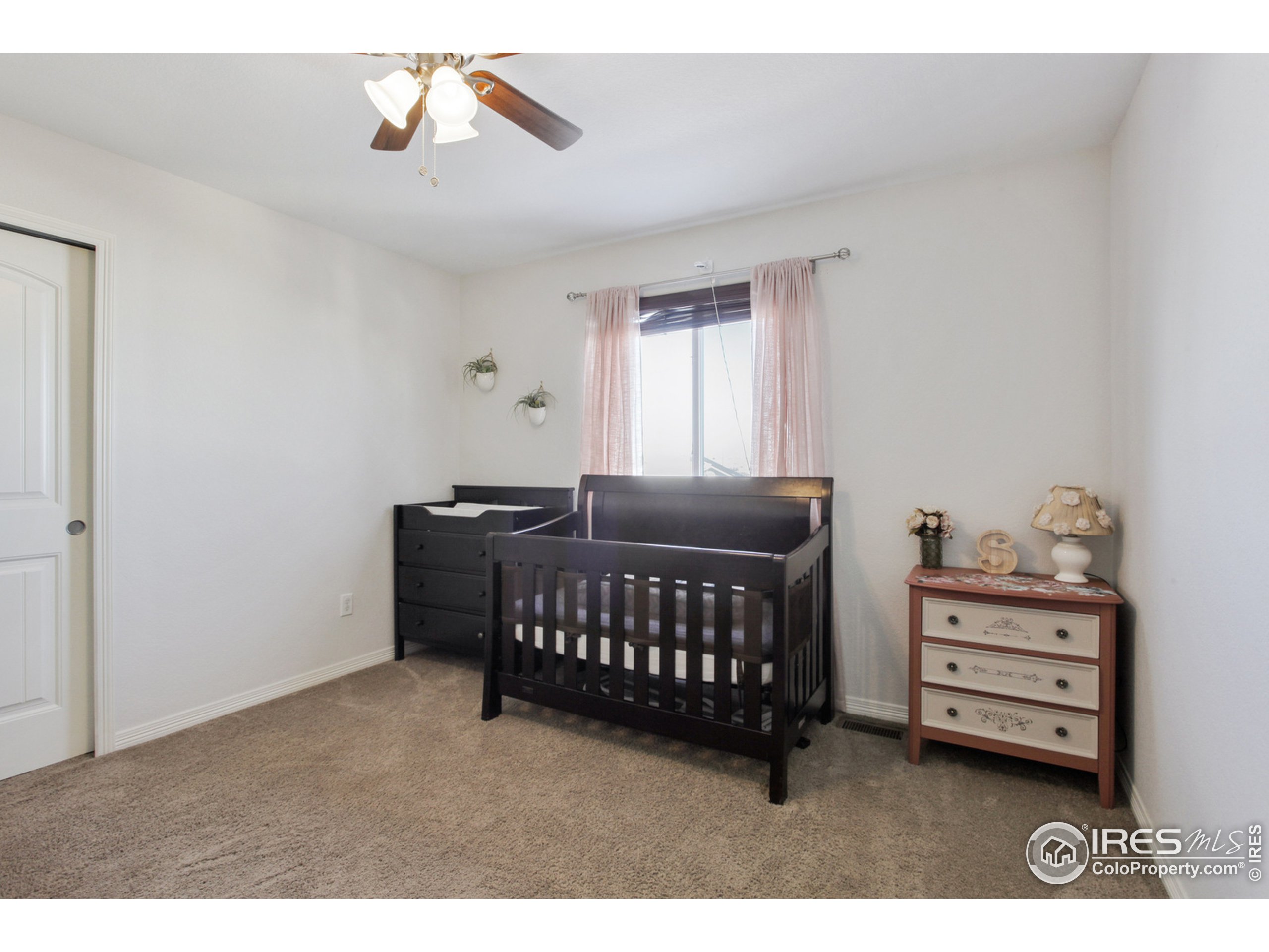 9060 Sandpiper Dr