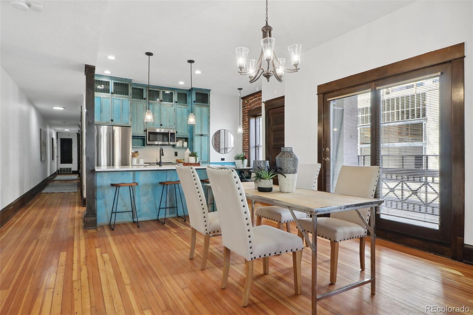 1210 E Colfax Avenue Unit: 203