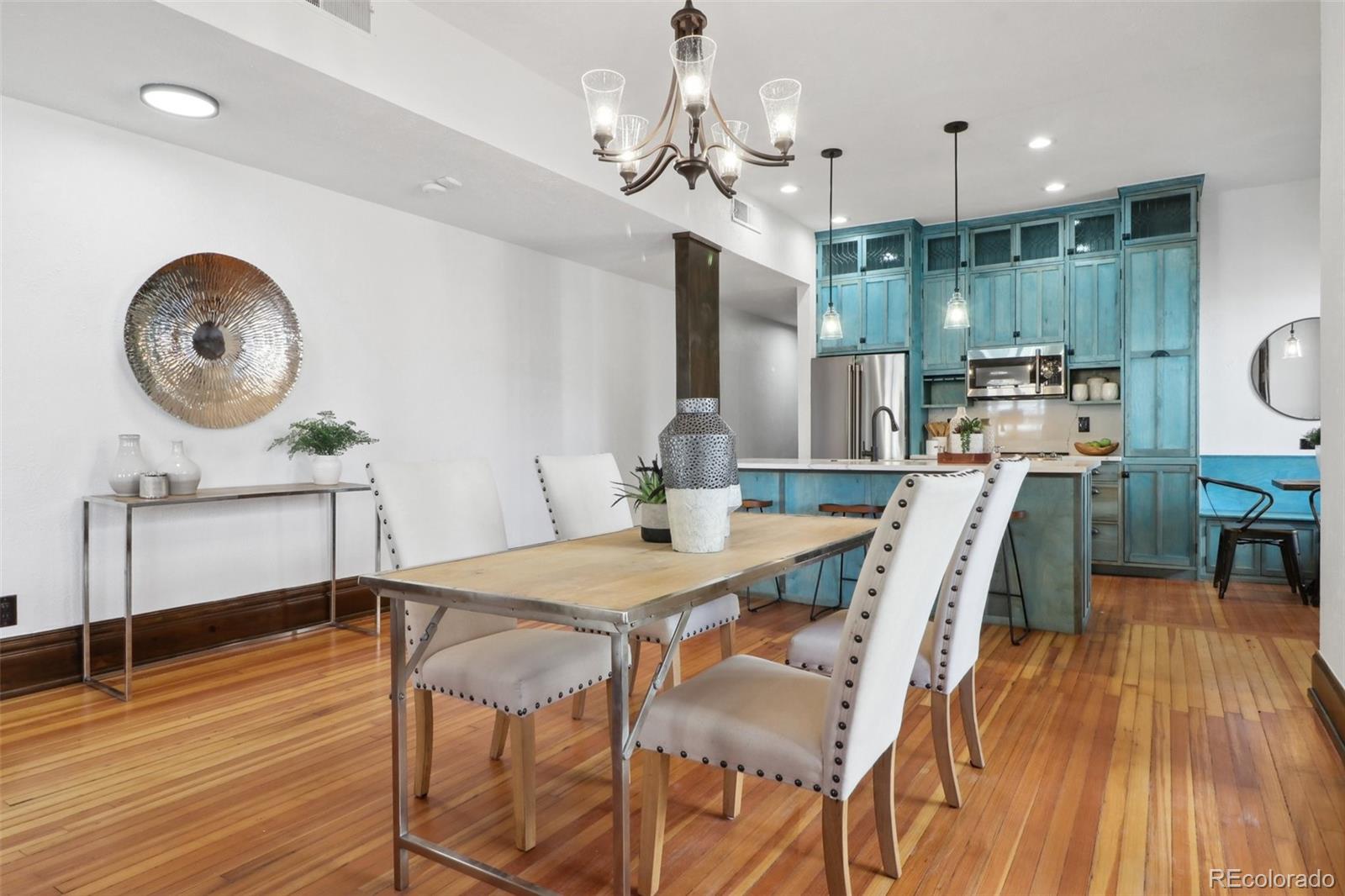 1210 E Colfax Avenue Unit: 203