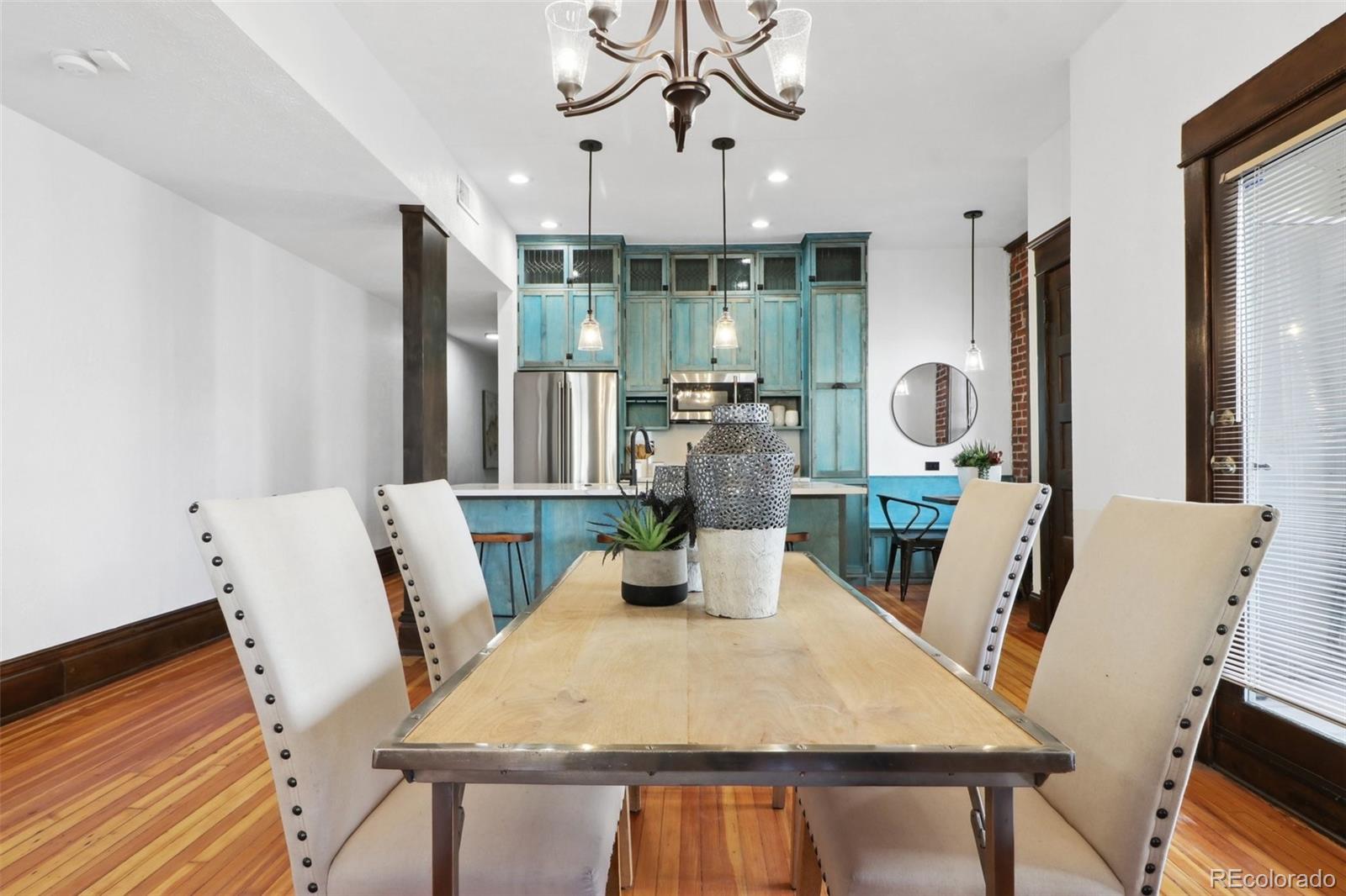 1210 E Colfax Avenue Unit: 203