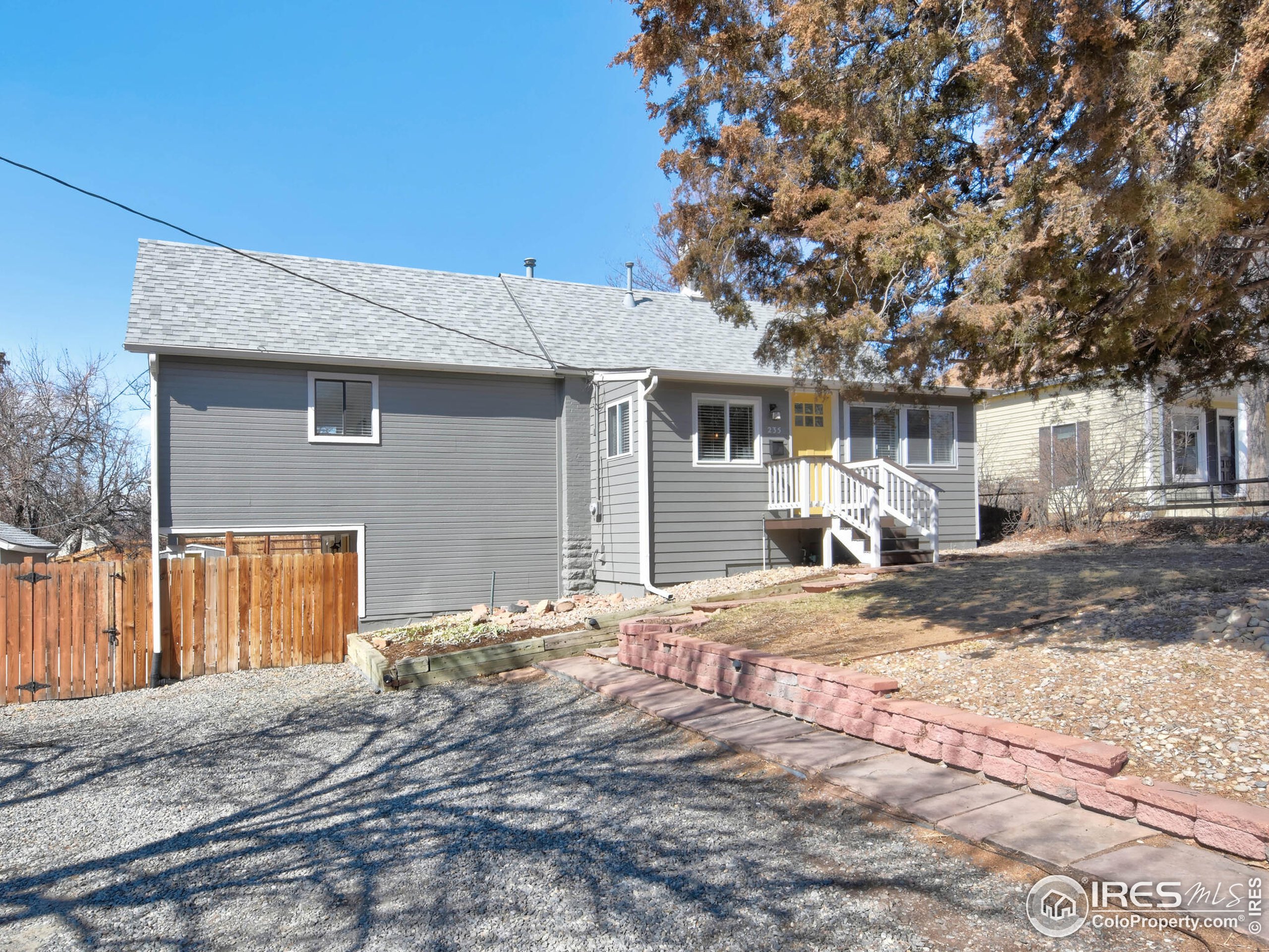235 Sunset St
