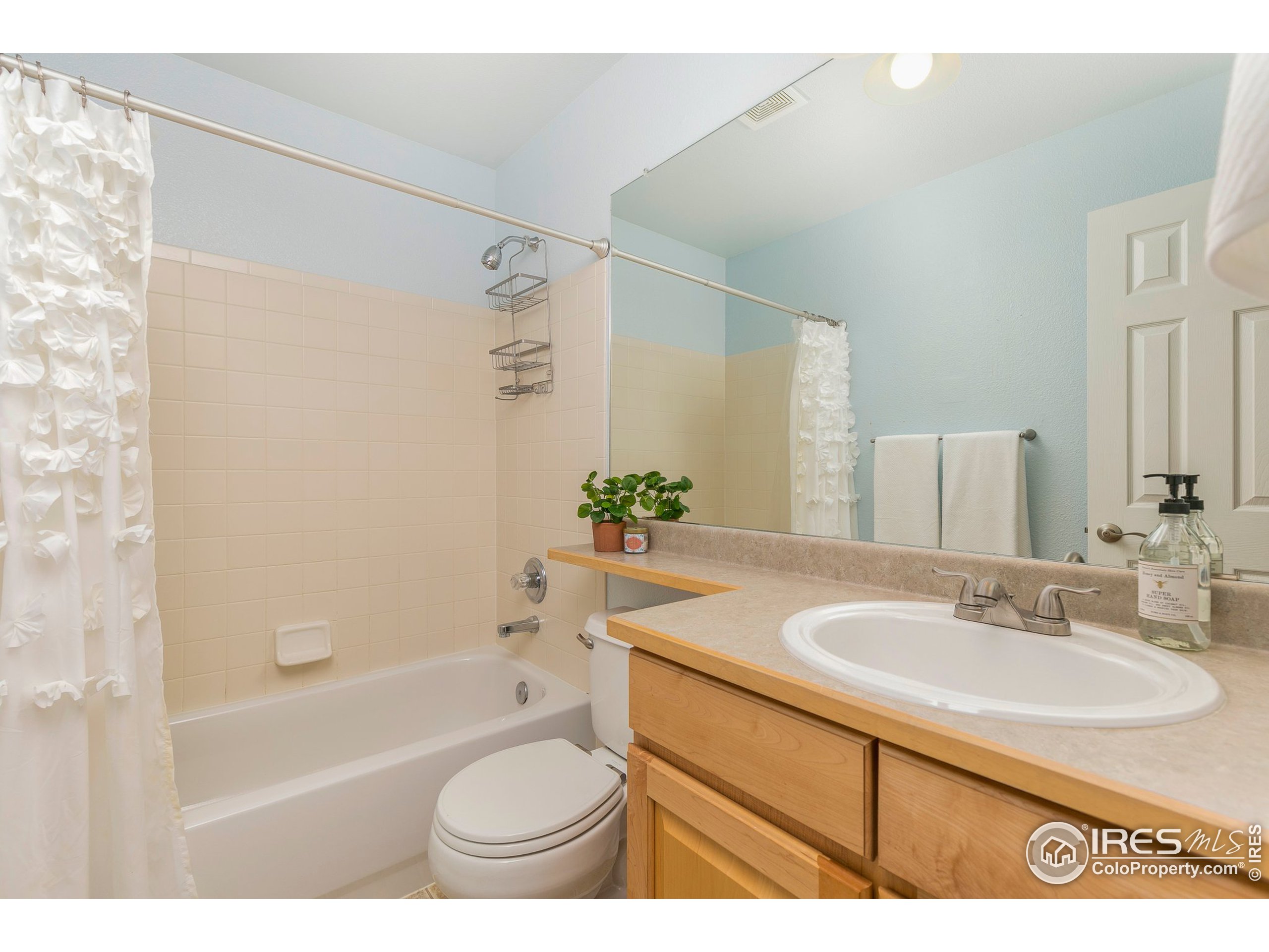 3217 Cimarron Pl