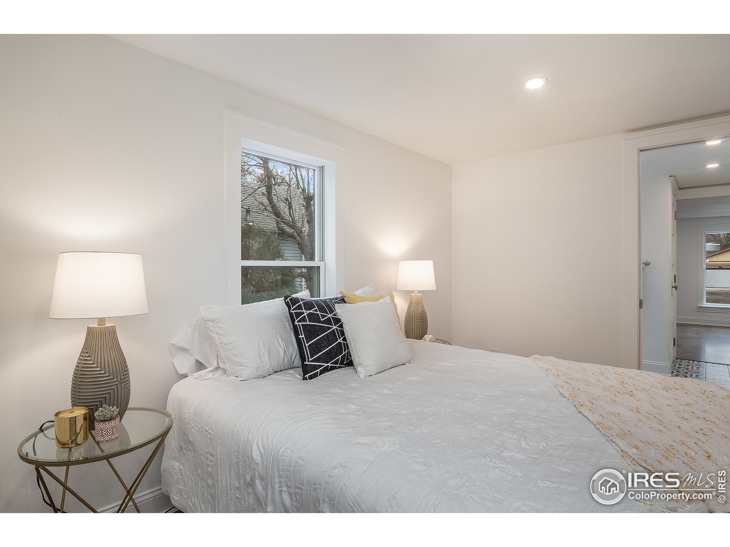 417 Baker St