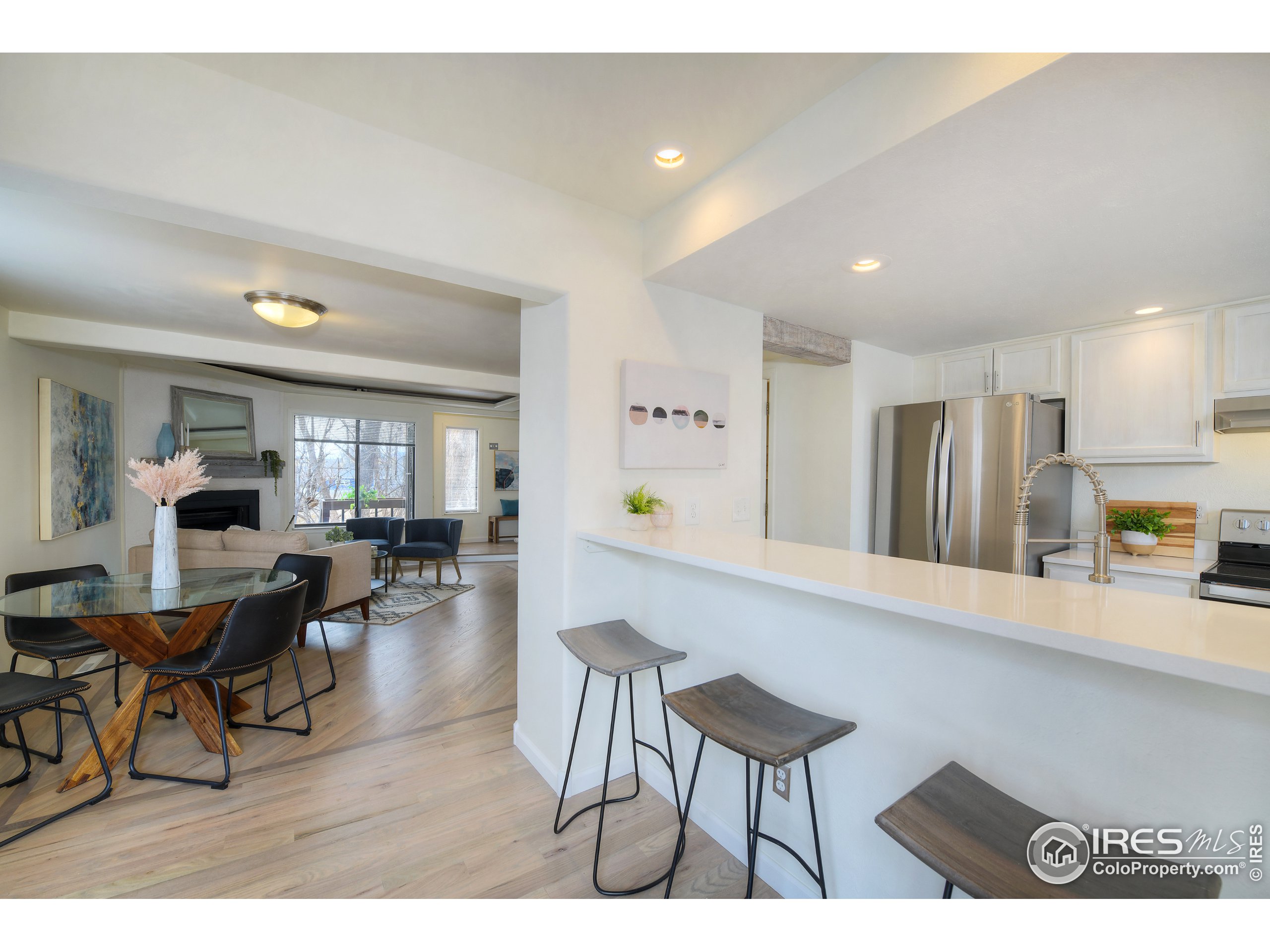 2909 Shady Holw E