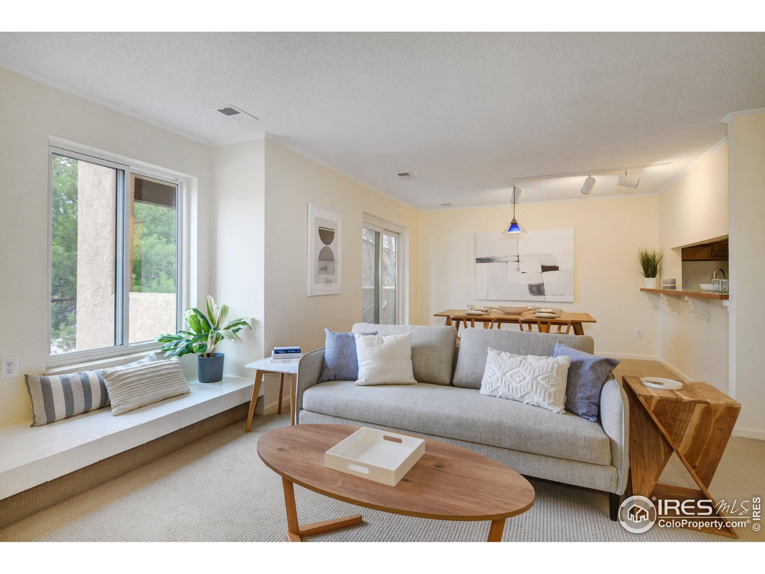 4475 Laguna Pl Unit: 216