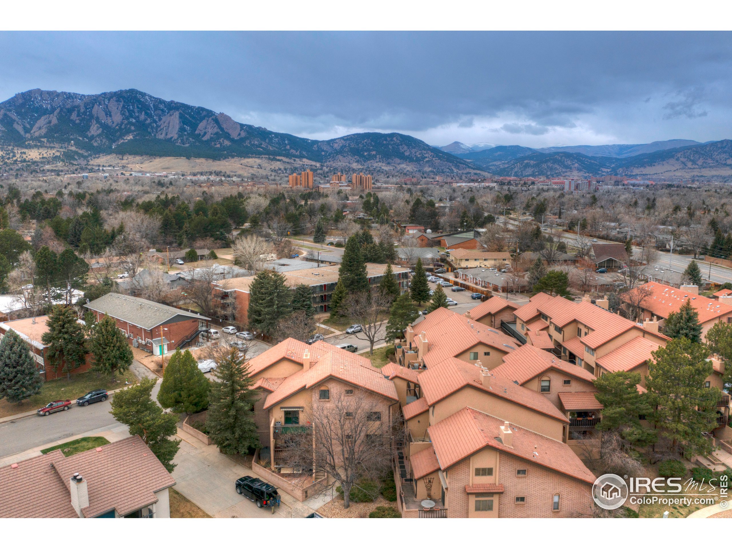 4475 Laguna Pl Unit: 216