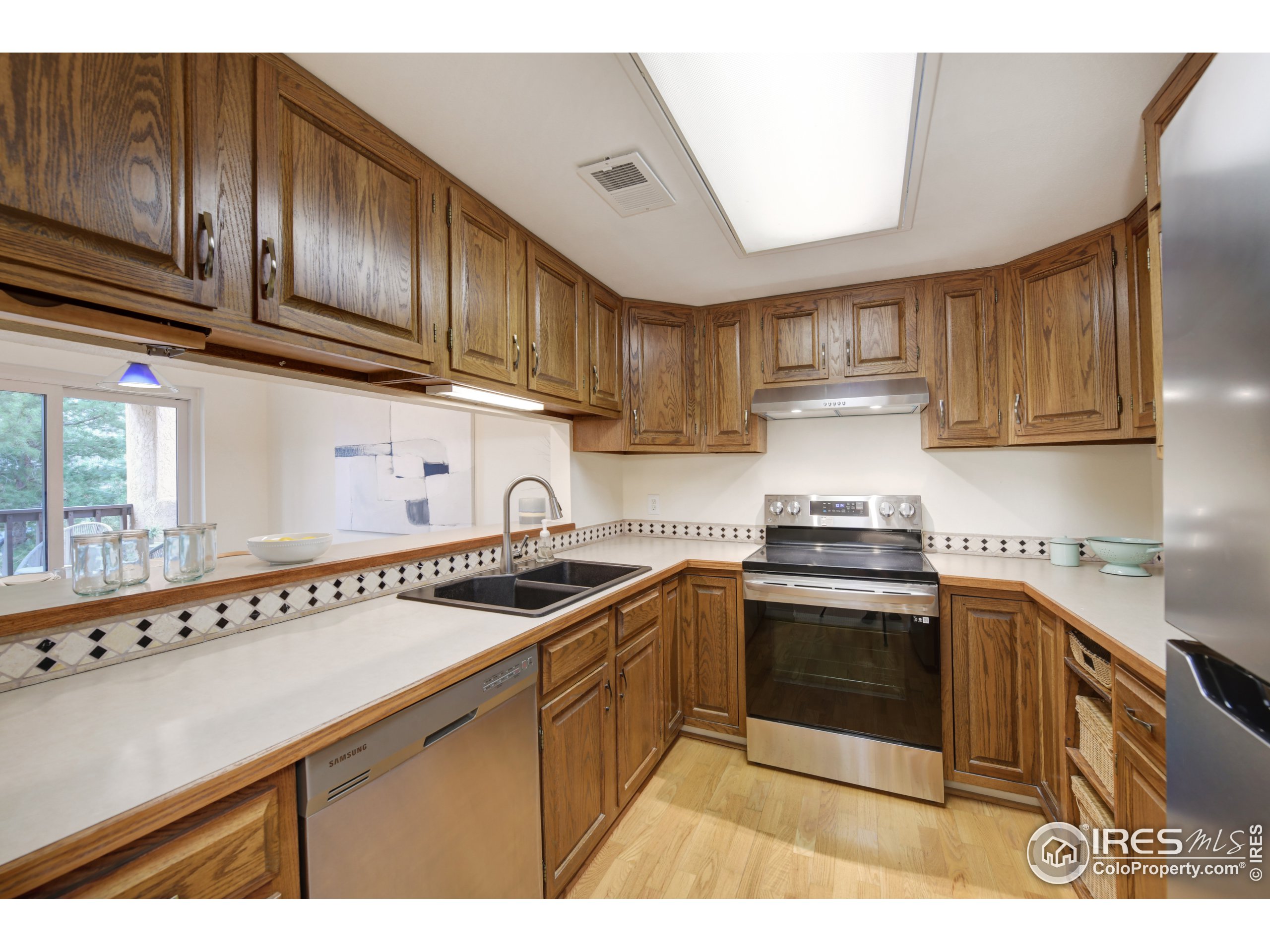 4475 Laguna Pl Unit: 216
