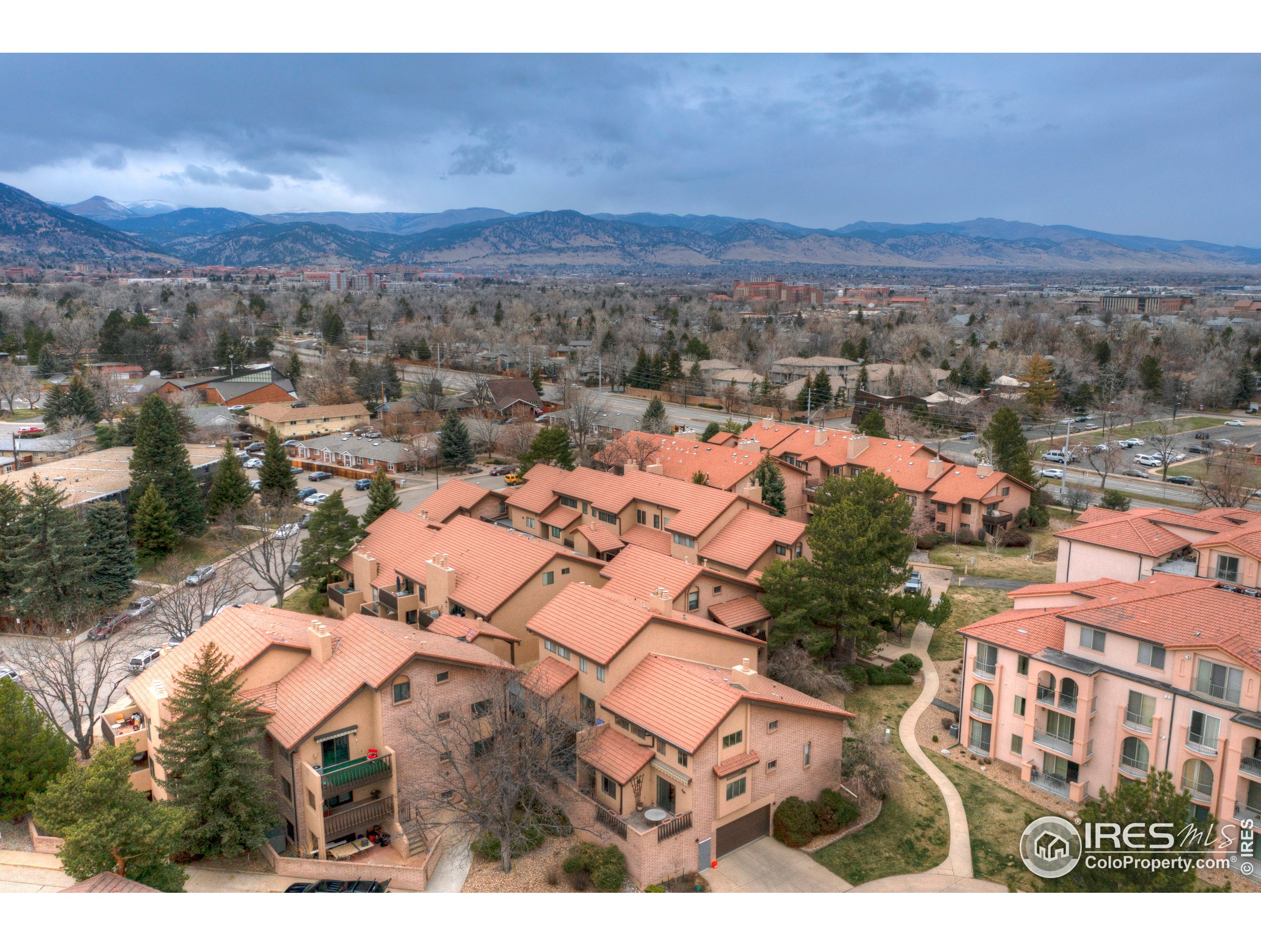 4475 Laguna Pl Unit: 216