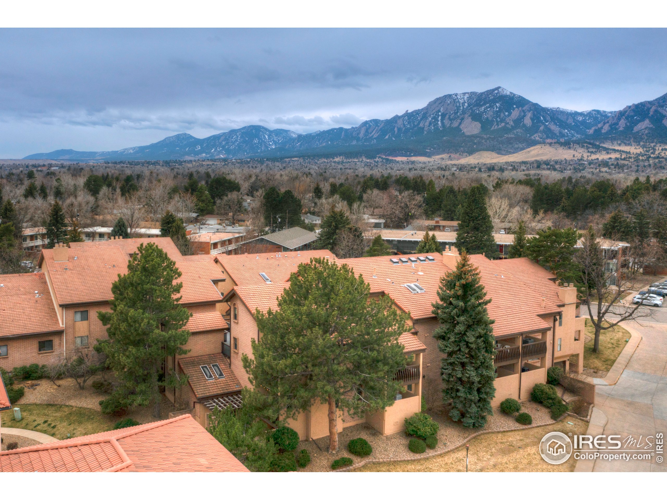 4475 Laguna Pl Unit: 216