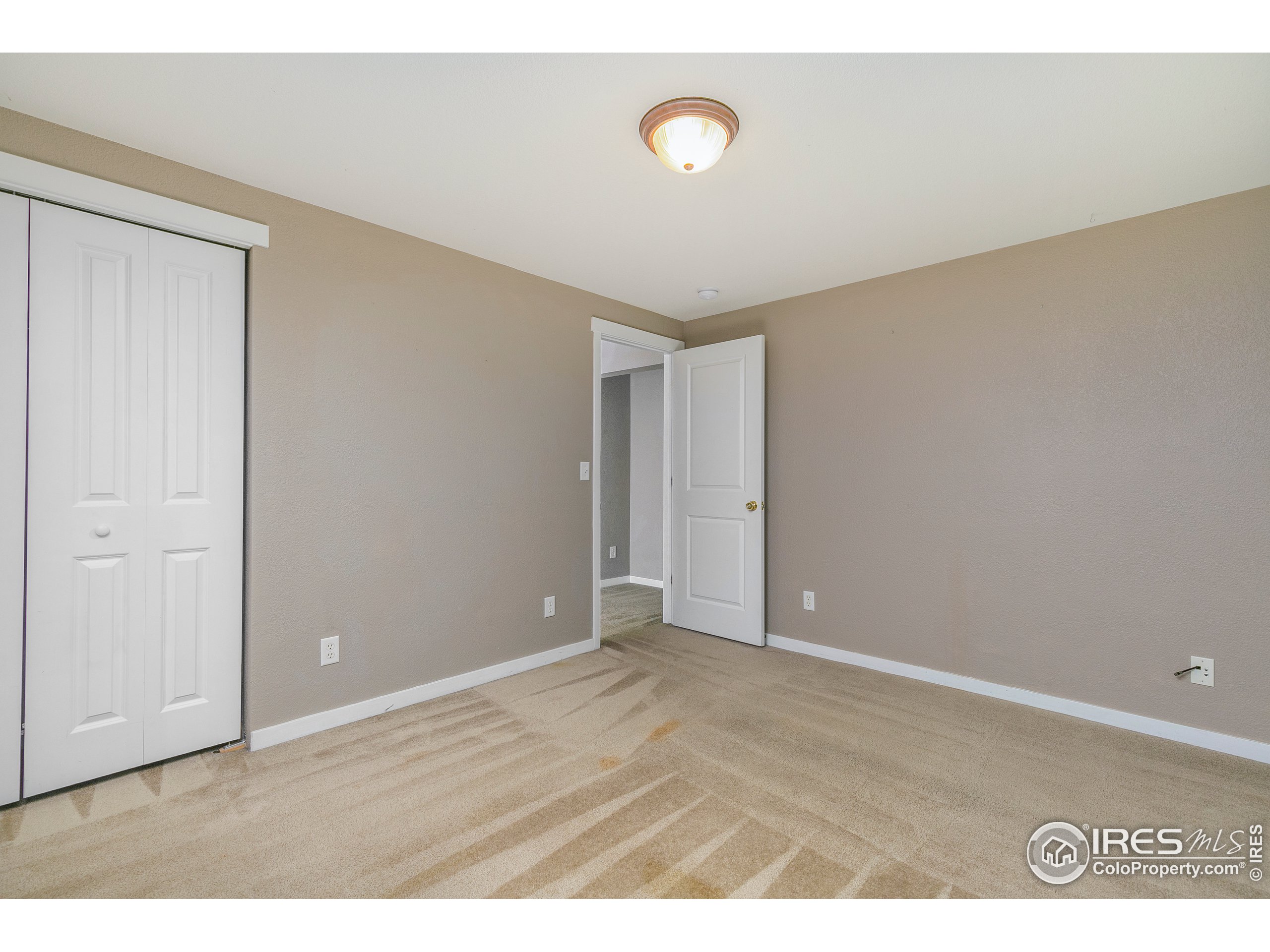 2815 Rigden Pkwy Unit: 2