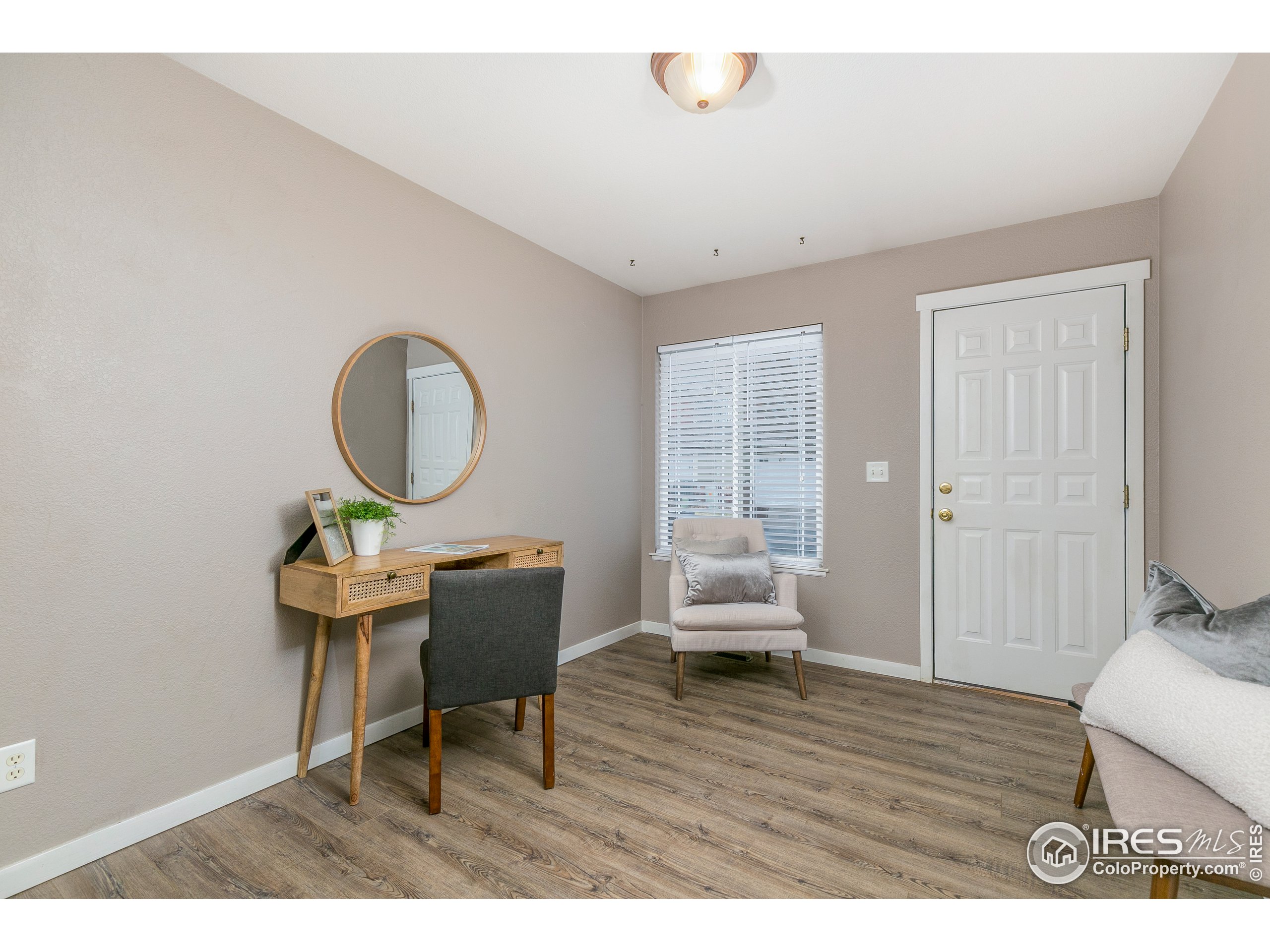 2815 Rigden Pkwy Unit: 2
