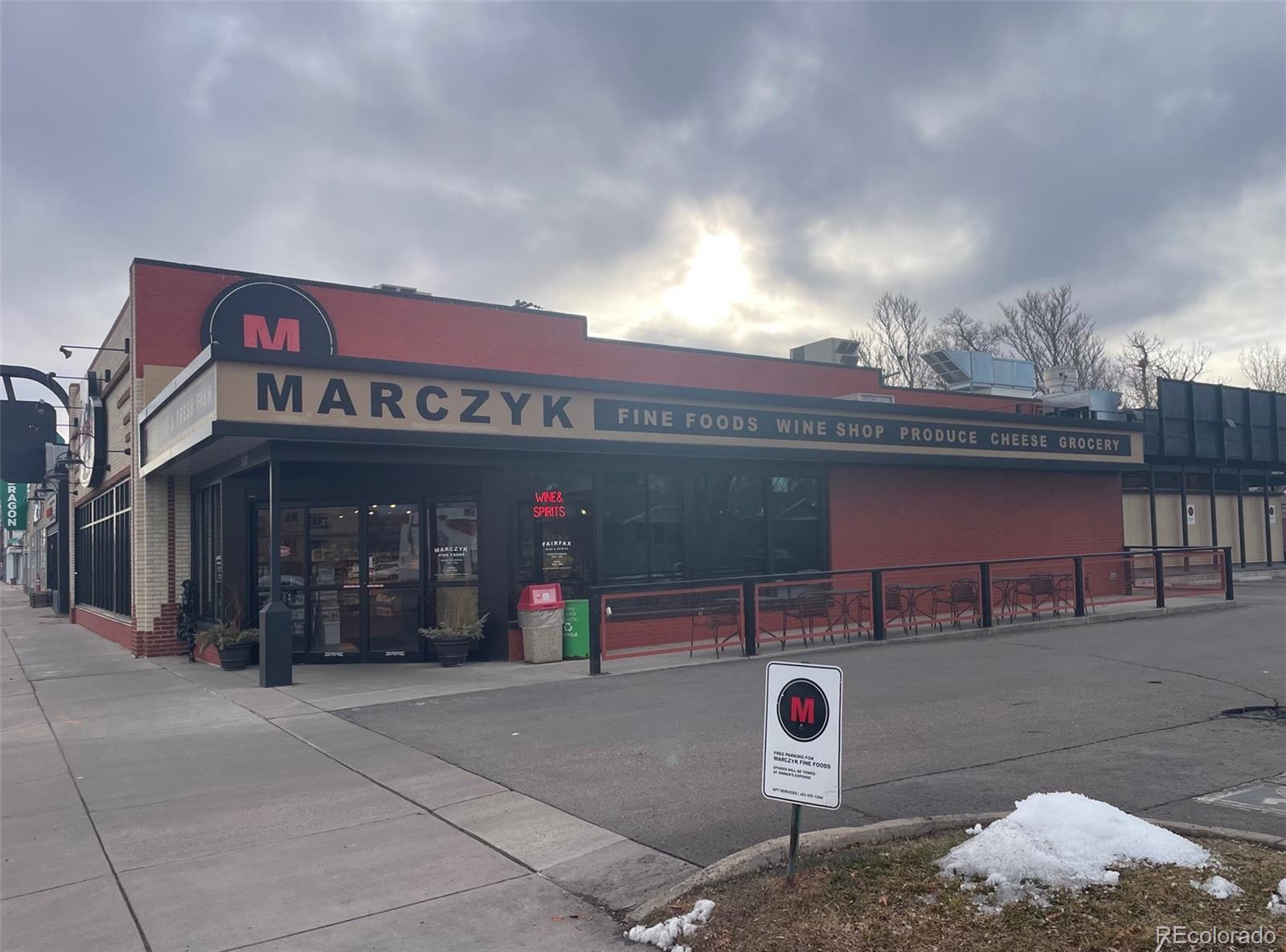 2660 Bellaire Street