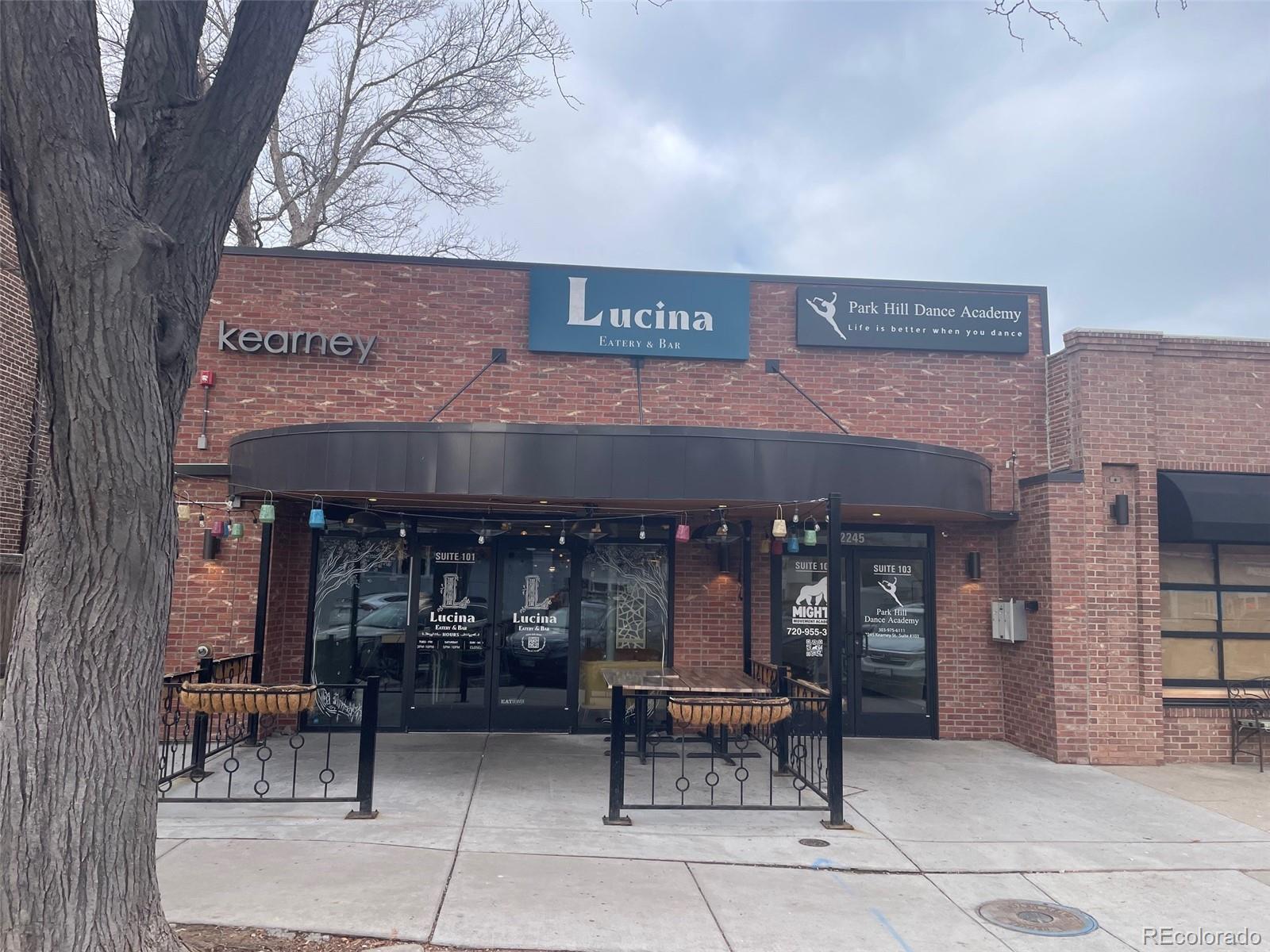 2660 Bellaire Street