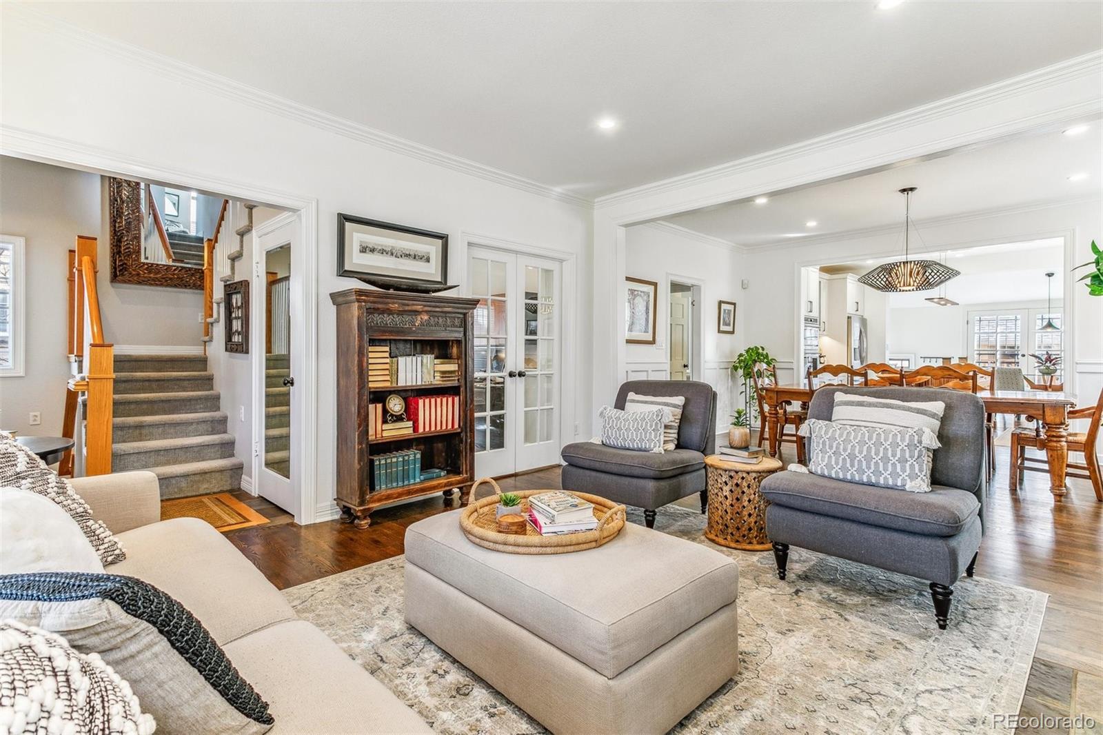 2660 Bellaire Street