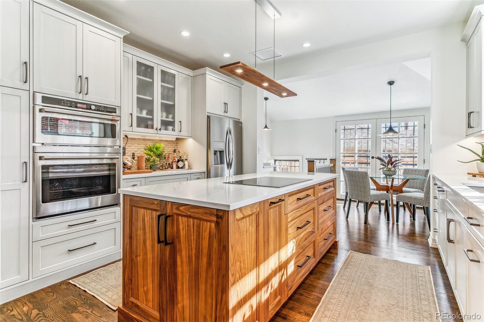 2660 Bellaire Street