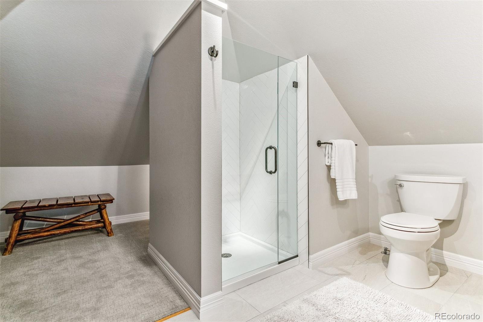 2660 Bellaire Street