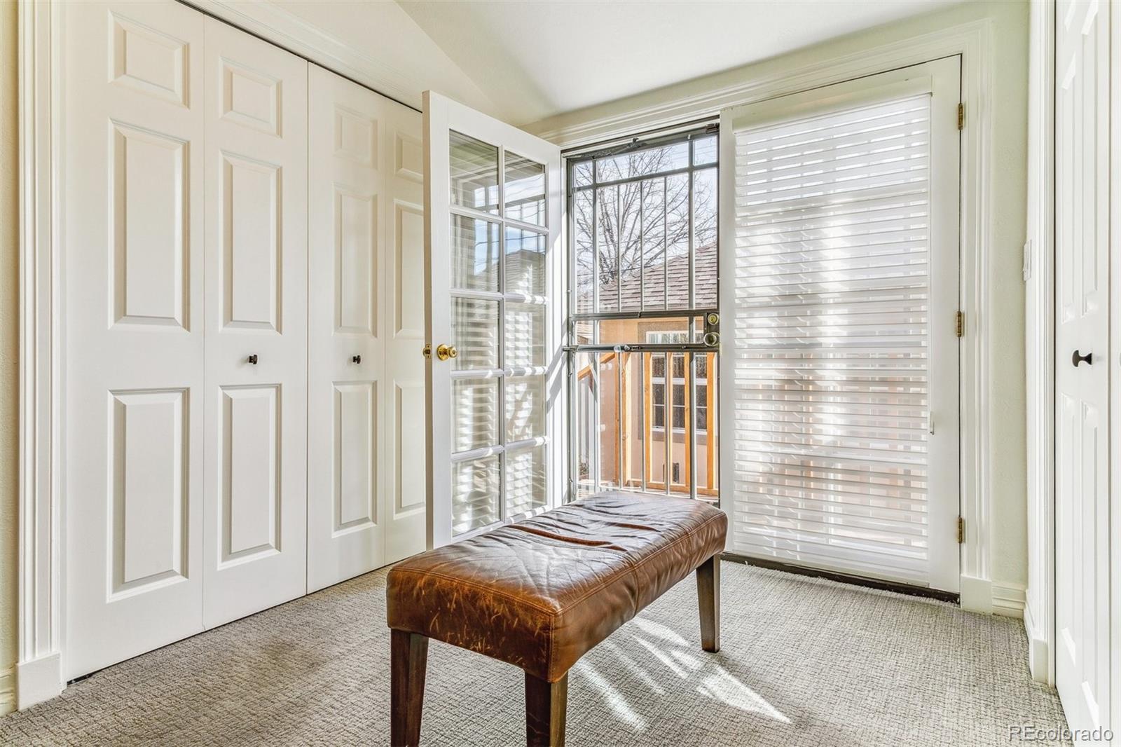 2660 Bellaire Street